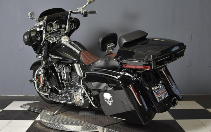 2010 Harley-Davidson Street Glide Black FLHX