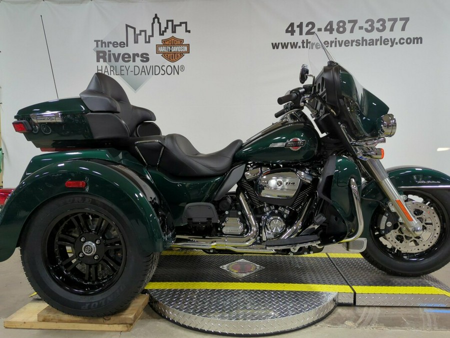 2024 Harley-Davidson® Tri Glide® Ultra Alpine Green / Vivid Black