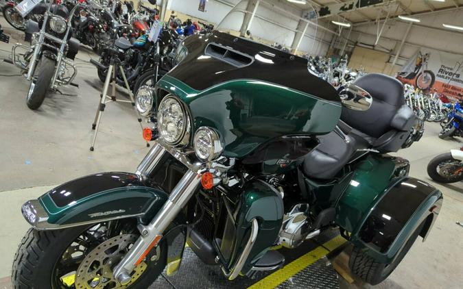 2024 Harley-Davidson® Tri Glide® Ultra Alpine Green / Vivid Black