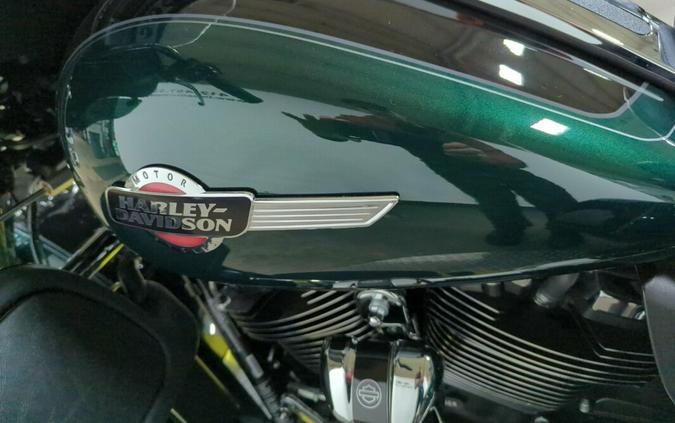 2024 Harley-Davidson® Tri Glide® Ultra Alpine Green / Vivid Black