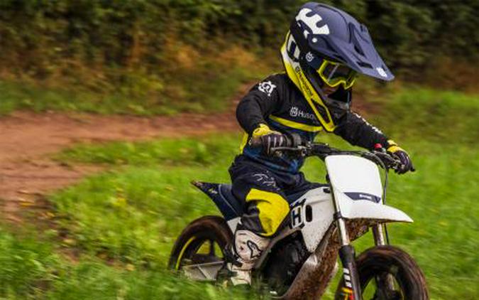 2024 Husqvarna Motorcycles EE 2