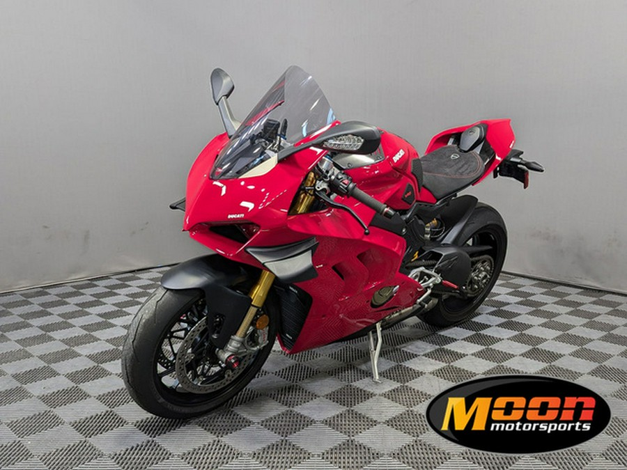 2021 Ducati Panigale V4 S Ducati Red