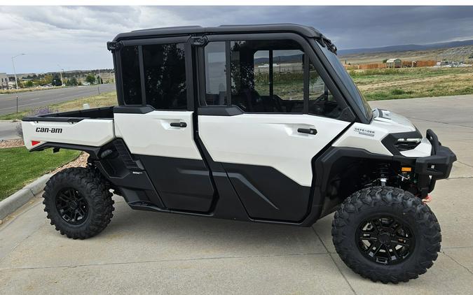 2026 Can-Am Defender MAX Limited HD11