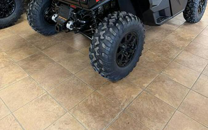 2026 Can-Am® Defender XT CAB HD11