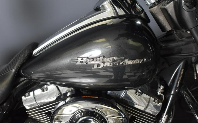 2009 Harley-Davidson Street Glide Black Cherry Pearl & Pewter Pearl FLHX