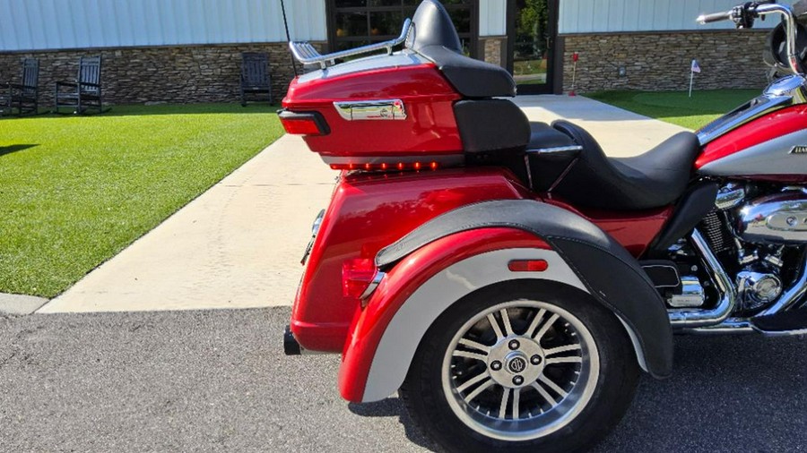 2019 Harley-Davidson Tri Glide® Ultra