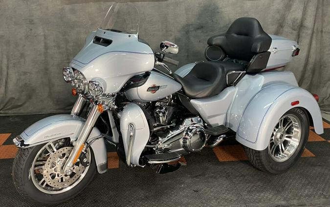 FLHTCUTG 2023 Tri Glide Ultra