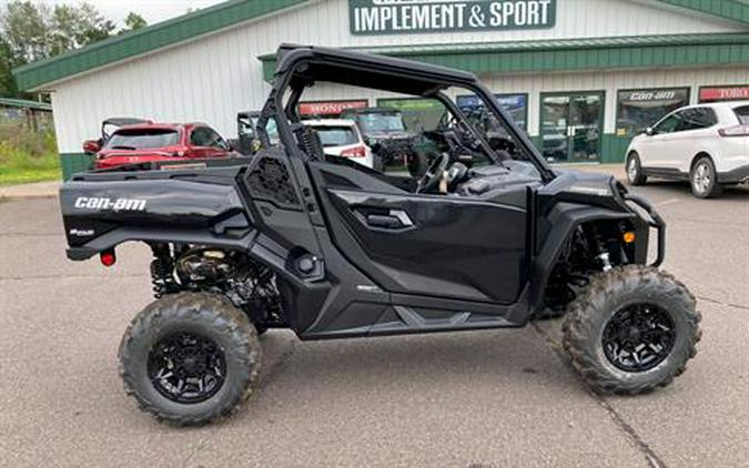 2024 Can-Am Commander XT 700