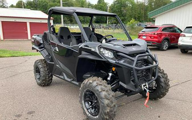 2024 Can-Am Commander XT 700
