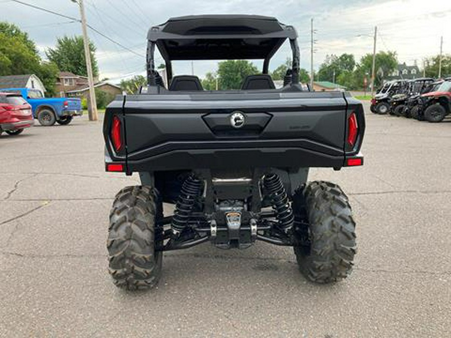 2024 Can-Am Commander XT 700