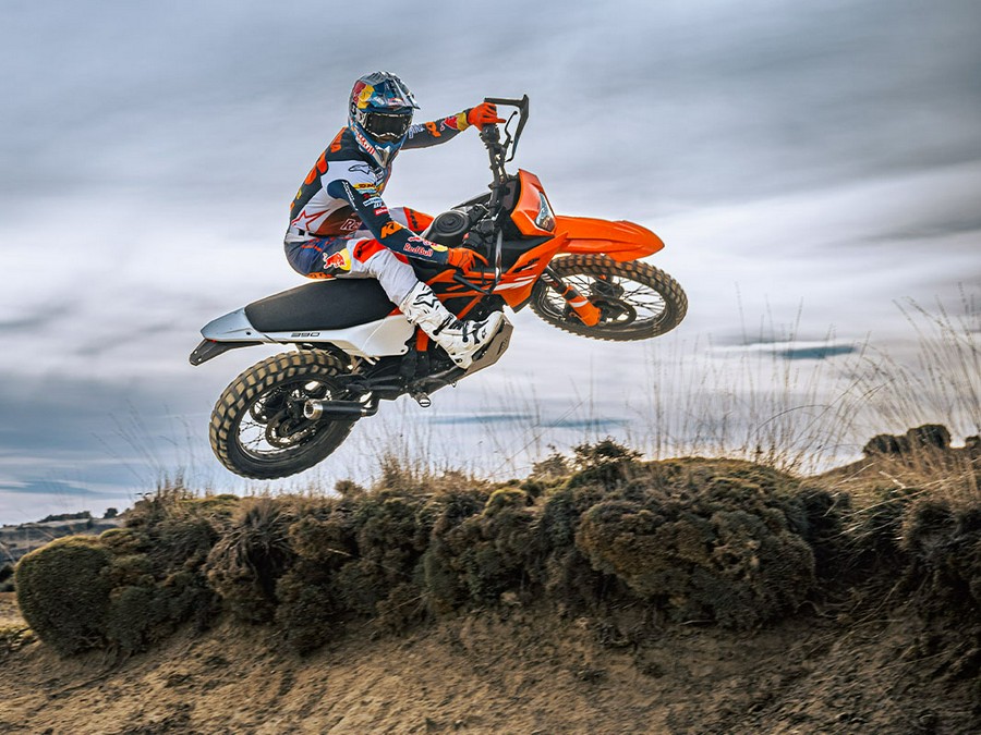 2026 KTM Enduro 390 R