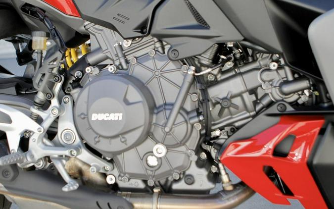 2026 Ducati Streetfighter V2