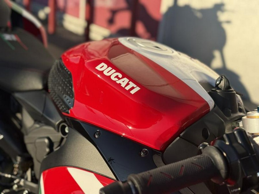 2023 Ducati Panigale V2 Bayliss 1st Championship 20th Anniversary