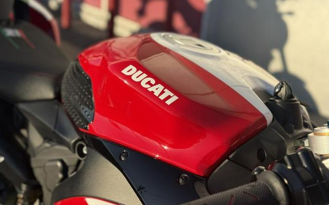 2023 Ducati Panigale V2 Bayliss 1st Championship 20th Anniversary