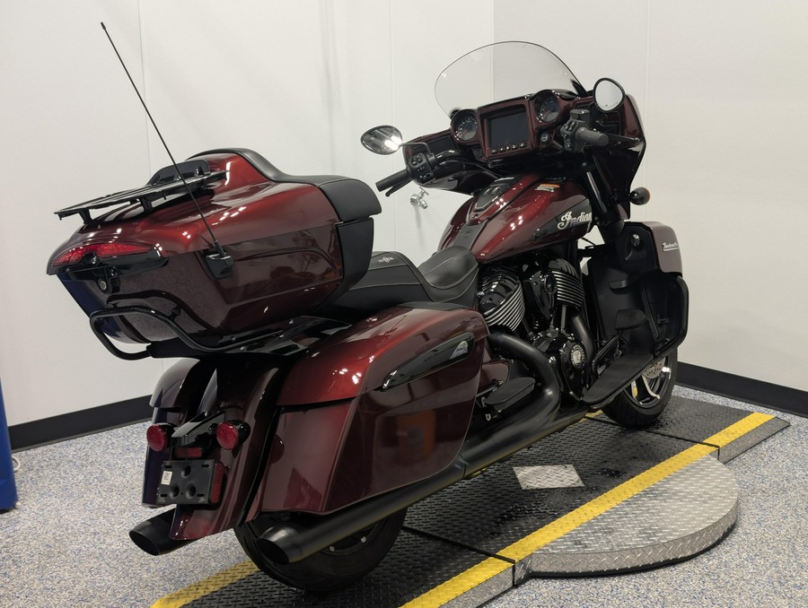 2024 Indian Motorcycle Roadmaster Dark Horse