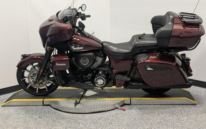 2024 Indian Motorcycle Roadmaster Dark Horse