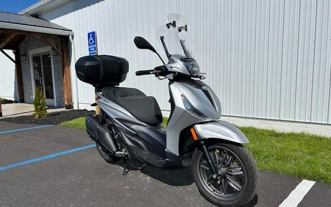 2024 Piaggio BV 400 Sport