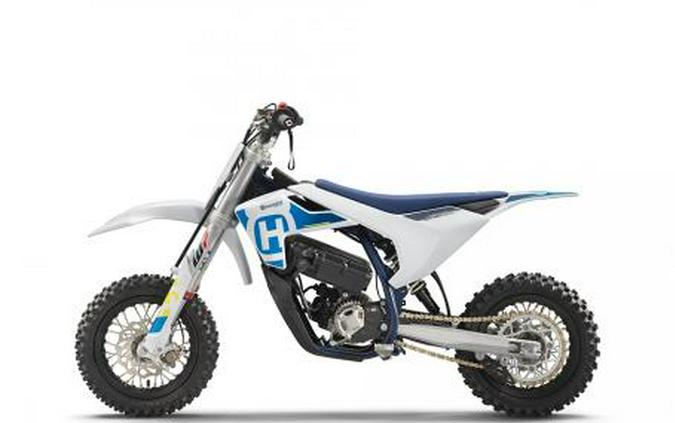 2023 Husqvarna Motorcycles EE 3