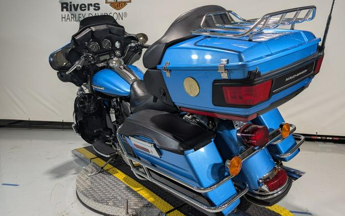 2011 Harley-Davidson® Electra Glide® Ultra Limited Cool Blue Pearl/Vivid Black