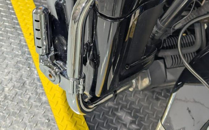 2011 Harley-Davidson® Electra Glide® Ultra Limited Cool Blue Pearl/Vivid Black