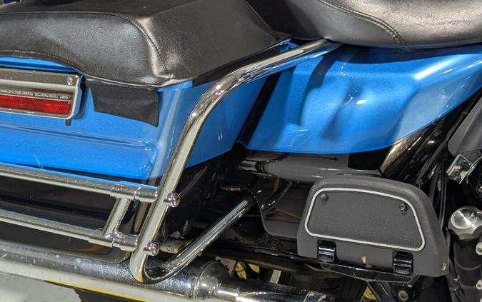 2011 Harley-Davidson® Electra Glide® Ultra Limited Cool Blue Pearl/Vivid Black