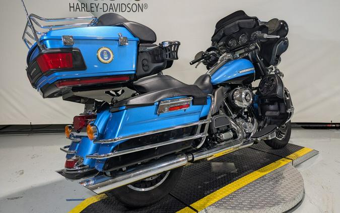 2011 Harley-Davidson® Electra Glide® Ultra Limited Cool Blue Pearl/Vivid Black