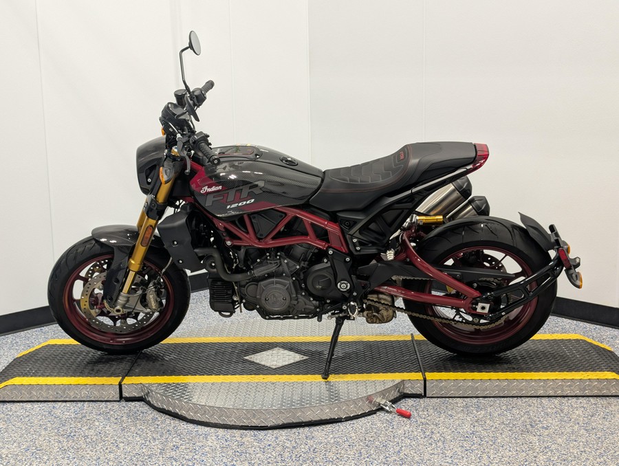 2024 Indian Motorcycle FTR R Carbon