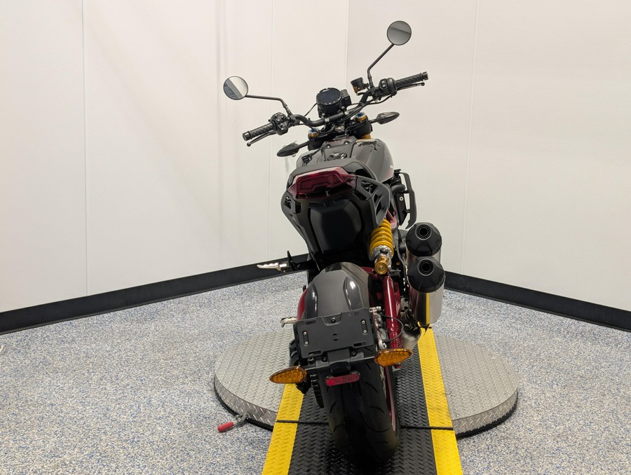 2024 Indian Motorcycle FTR R Carbon