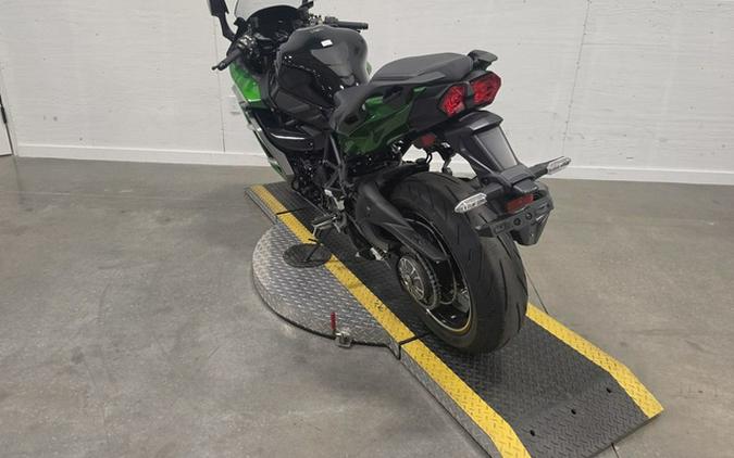 2025 Kawasaki Ninja H2 SX SE ABS