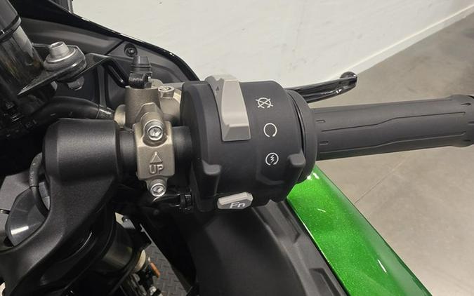 2025 Kawasaki Ninja H2 SX SE ABS