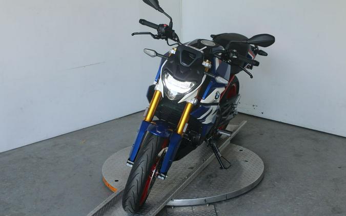 2024 BMW G 310 R