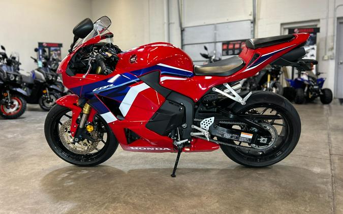 2024 Honda CBR600RR ABS