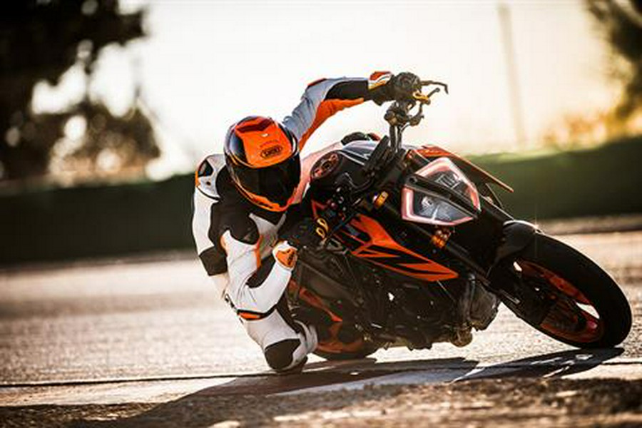 2019 KTM 1290 Super Duke R