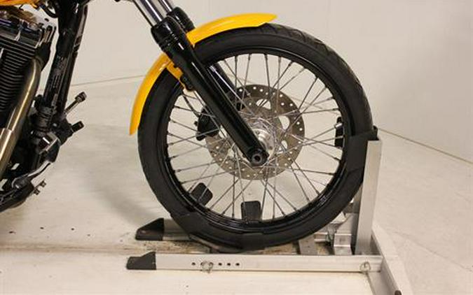 2011 Harley-Davidson Dyna® Wide Glide®