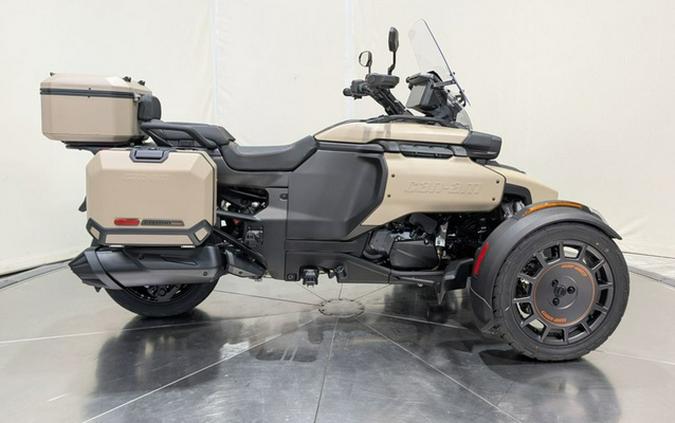 2027 Can-Am Canyon Redrock