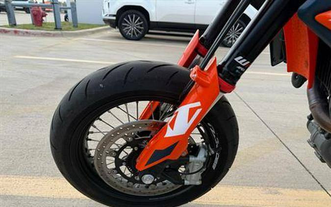 2023 KTM 690 SMC R