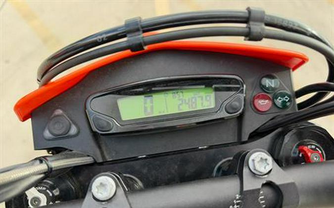 2023 KTM 690 SMC R