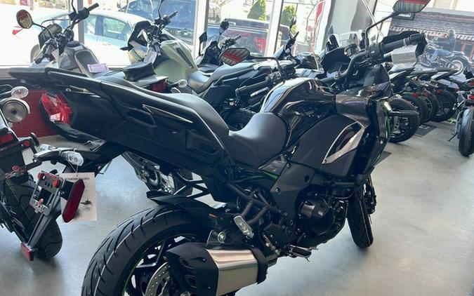 2025 Kawasaki Versys 1100 SE LT ABS