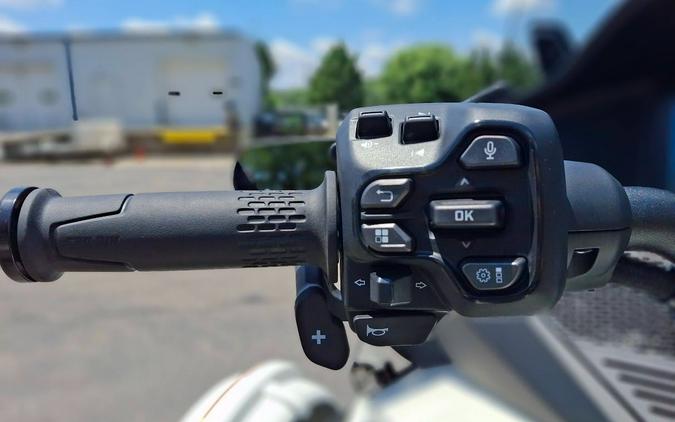 2025 Can-Am Spyder RT Sea-to-Sky