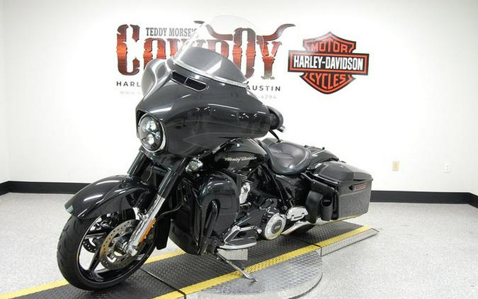 2017 Harley-Davidson FLHXSE - CVO Street Glide