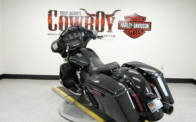 2017 Harley-Davidson FLHXSE - CVO Street Glide