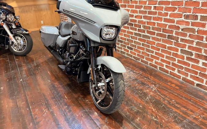 2026 Harley-Davidson Street Glide FLHX
