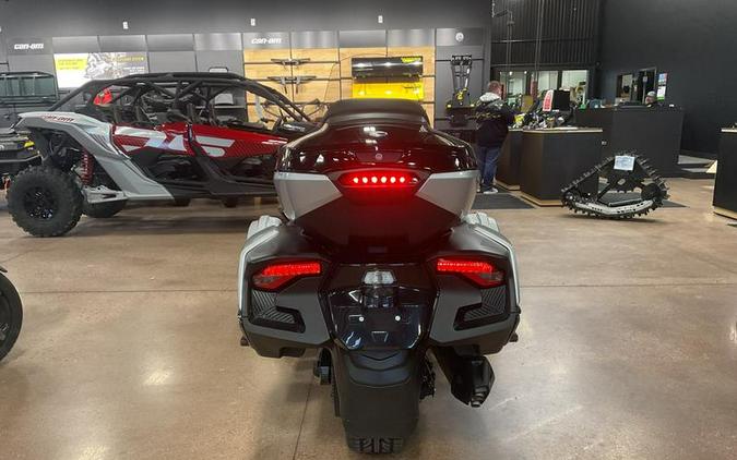 2024 Can-Am® Spyder RT Limited Dark Wheels