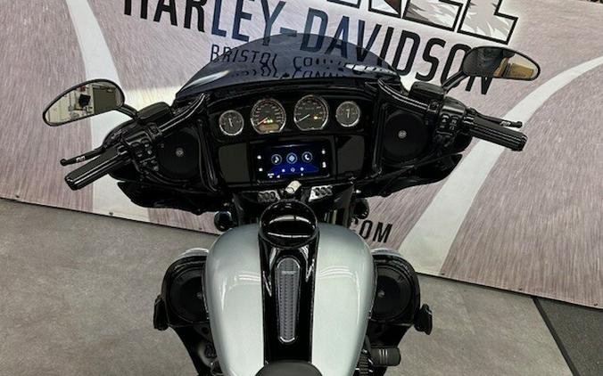 2019 FLHXS Street Glide Special