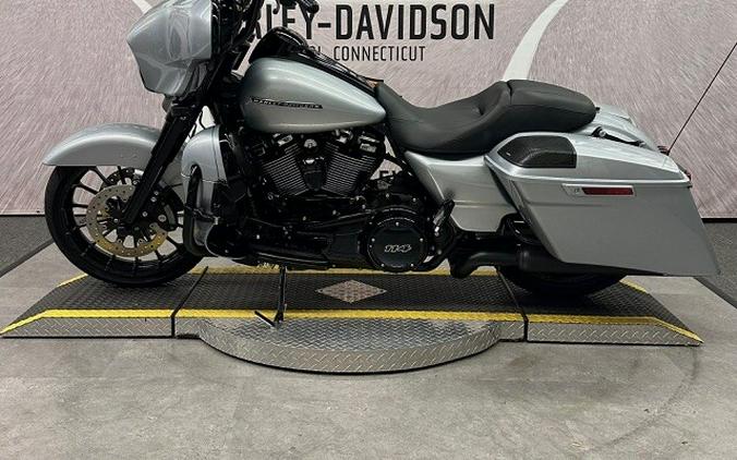 2019 FLHXS Street Glide Special