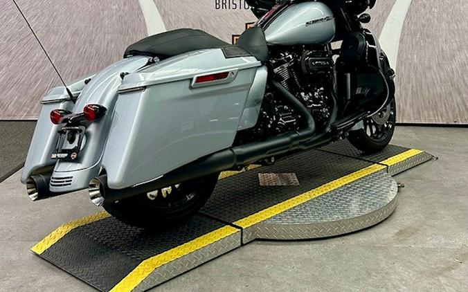 2019 FLHXS Street Glide Special