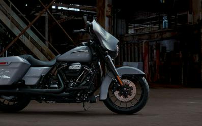 2019 FLHXS Street Glide Special