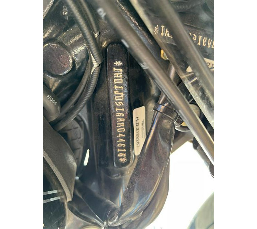 2010 Harley-Davidson Softail® Deluxe