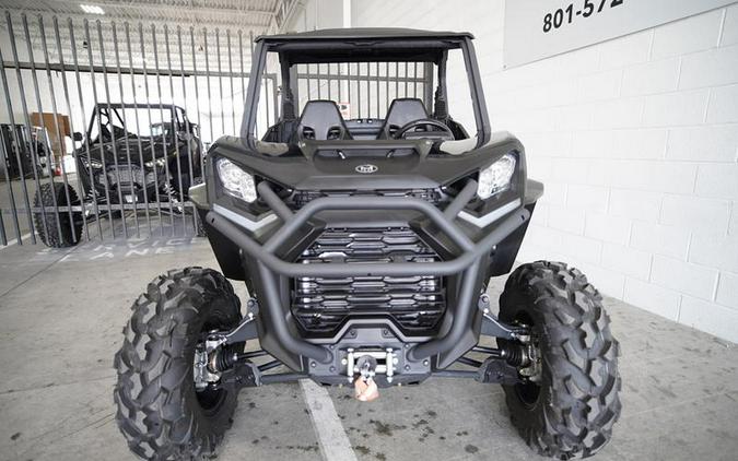 2023 Can-Am® Commander XT 700