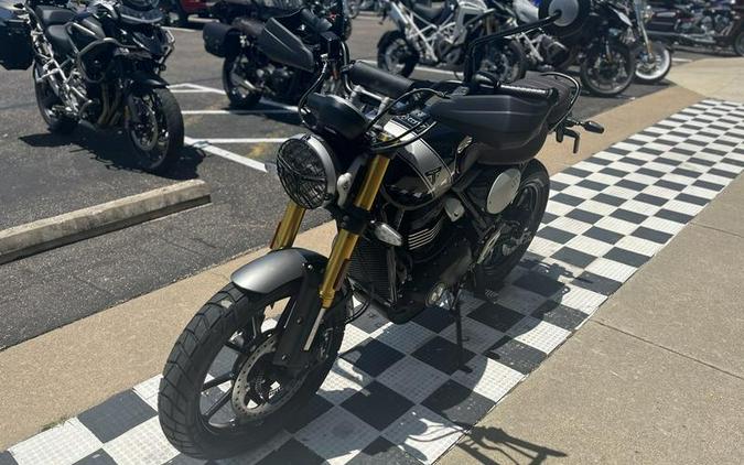 2024 Triumph Scrambler 400 X Phantom Black / Silver Ice